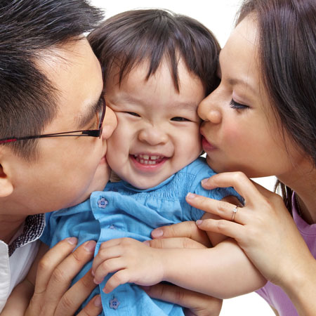 parents and teething child